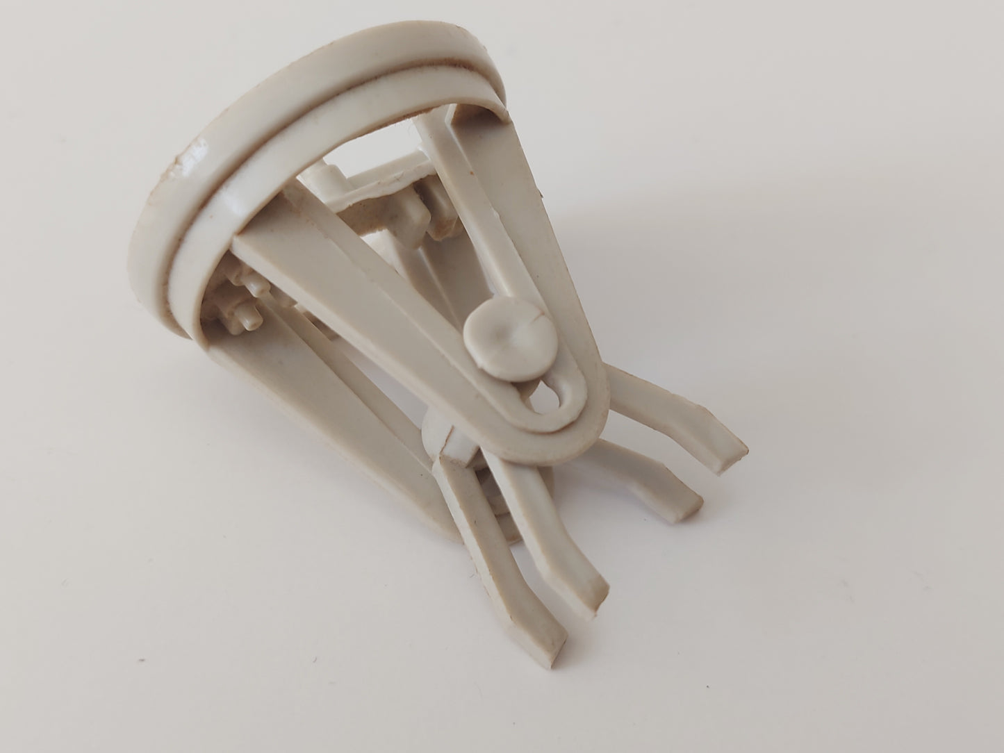 Vintage Kenner Star Wars Millennium Falcon Radar Dish Support