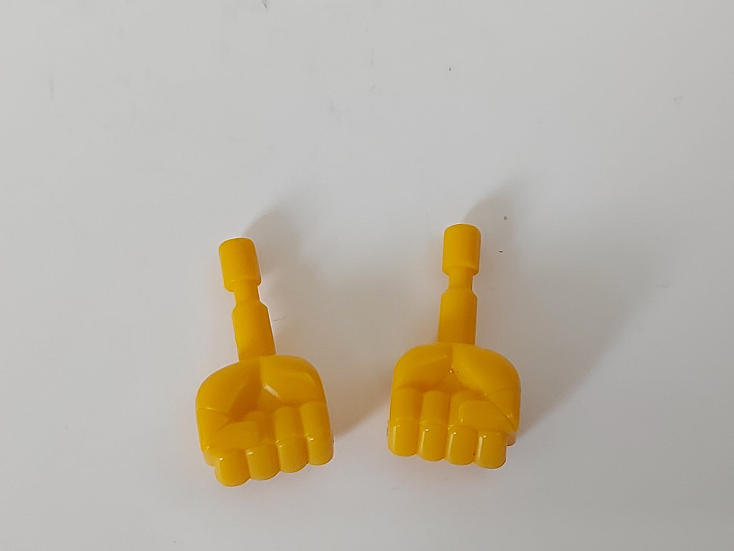 Transformers G1 1984 Sunstreaker Left & Right Fists